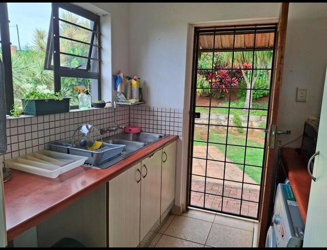 2 BEDROOM HOUSE FOR SALE IN SAICCOR